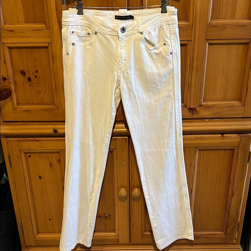 Vertigo Paris Off White Denim Pants Embellished - 9”Rise 32”Length - Size 29